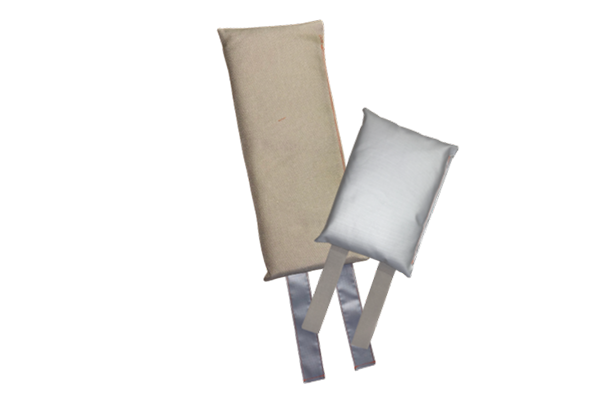 FIE Coussin Point singulier DOS Image représentant un coussin isolant ouvert